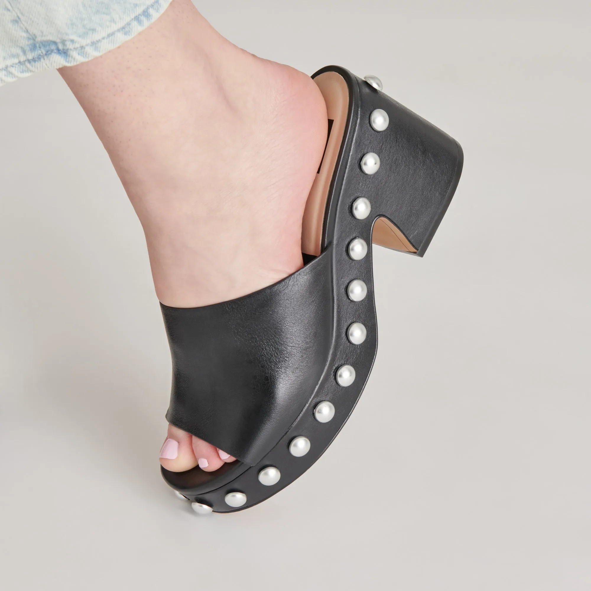 GLORI HEELS BLACK LEATHER