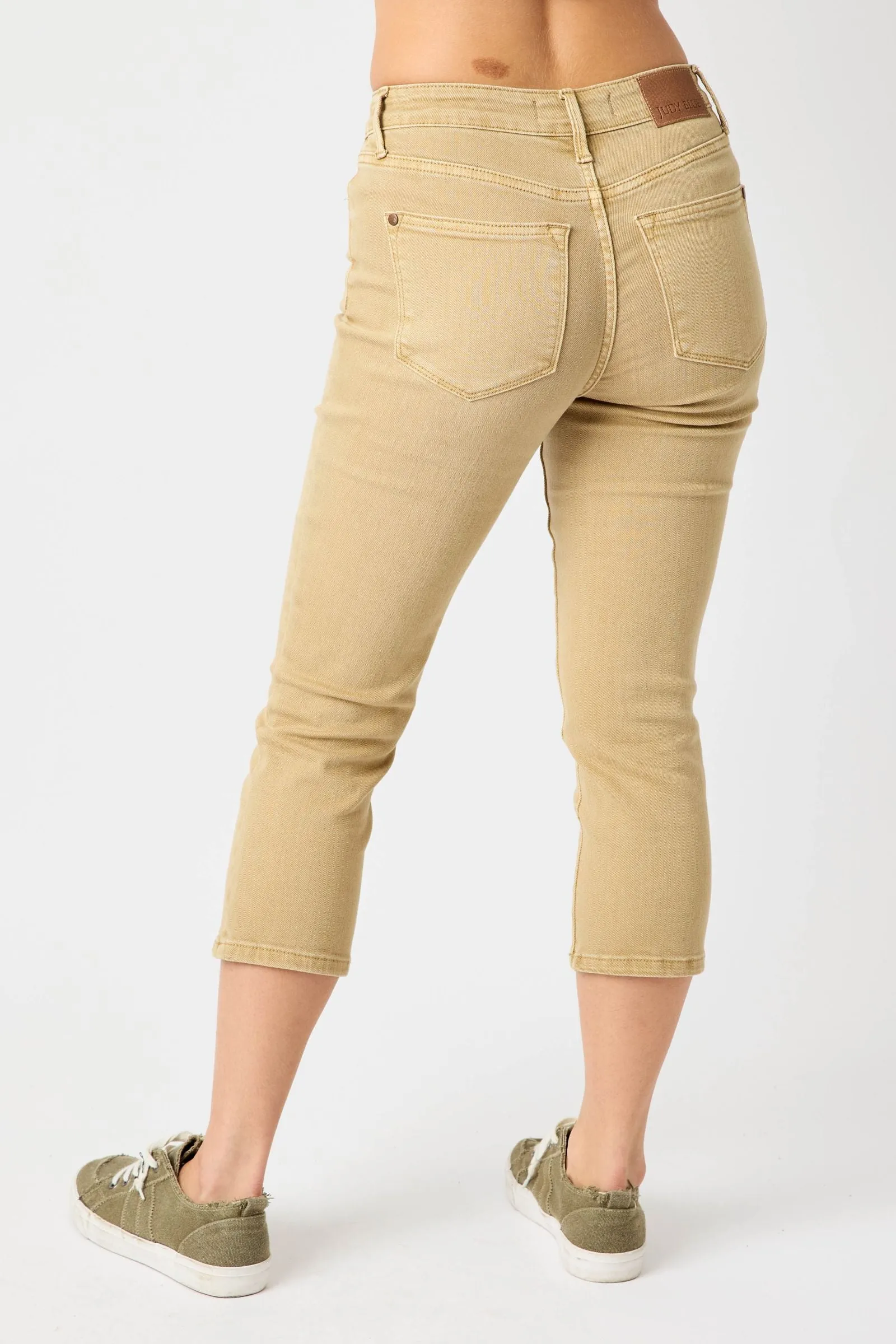 Judy Blue Reg/Plus Ava Mid Rise Garment Dyed Khaki Capris